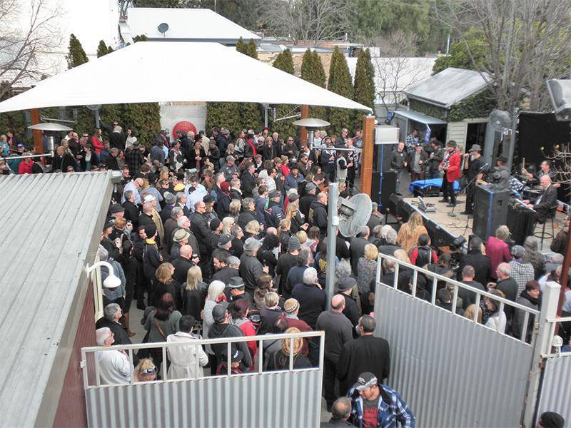 The Shamrock Hotel Echuca Exterior photo